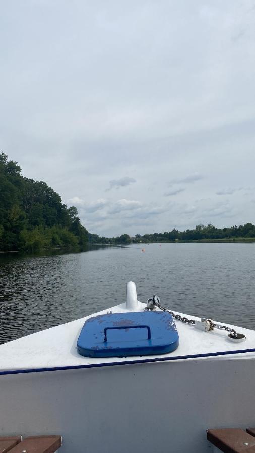 Zouw Hausboat Zakotven -Pouze Ubytovani Roudnice nad Labem Exteriér fotografie